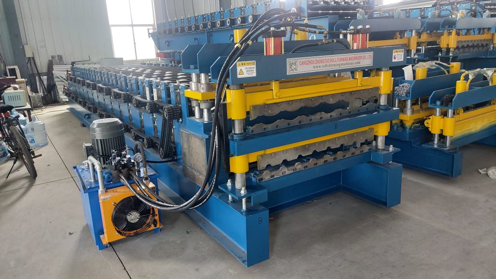 Double layer roofing sheet roll forming machine