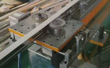 OEM/ODM Supplier Highway Guardrail Sheet Roll Forming Machine – T-grid roll forming machine – Zhongtuo detail pictures