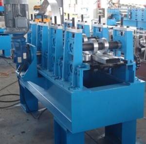 Box beam making machine