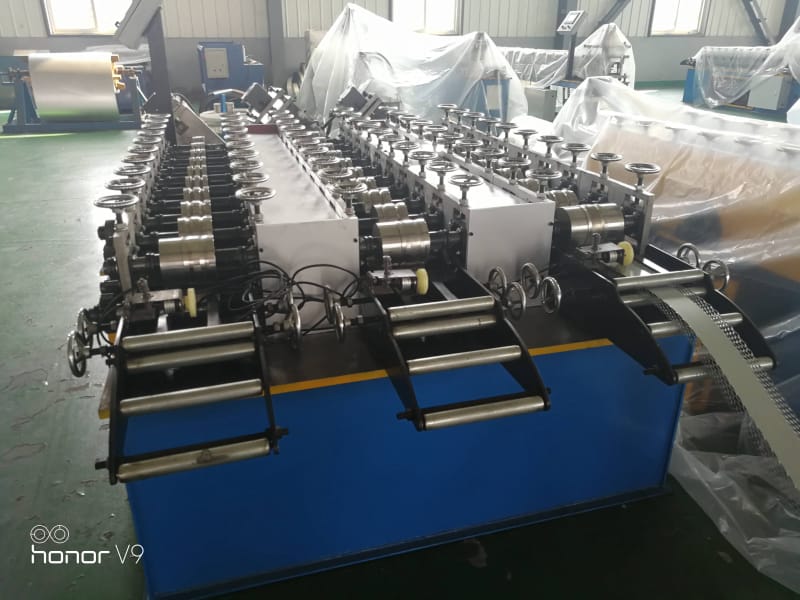Hot Sale for C U Channel Making Machine - Net type wall angle roll forming machine – Zhongtuo detail pictures