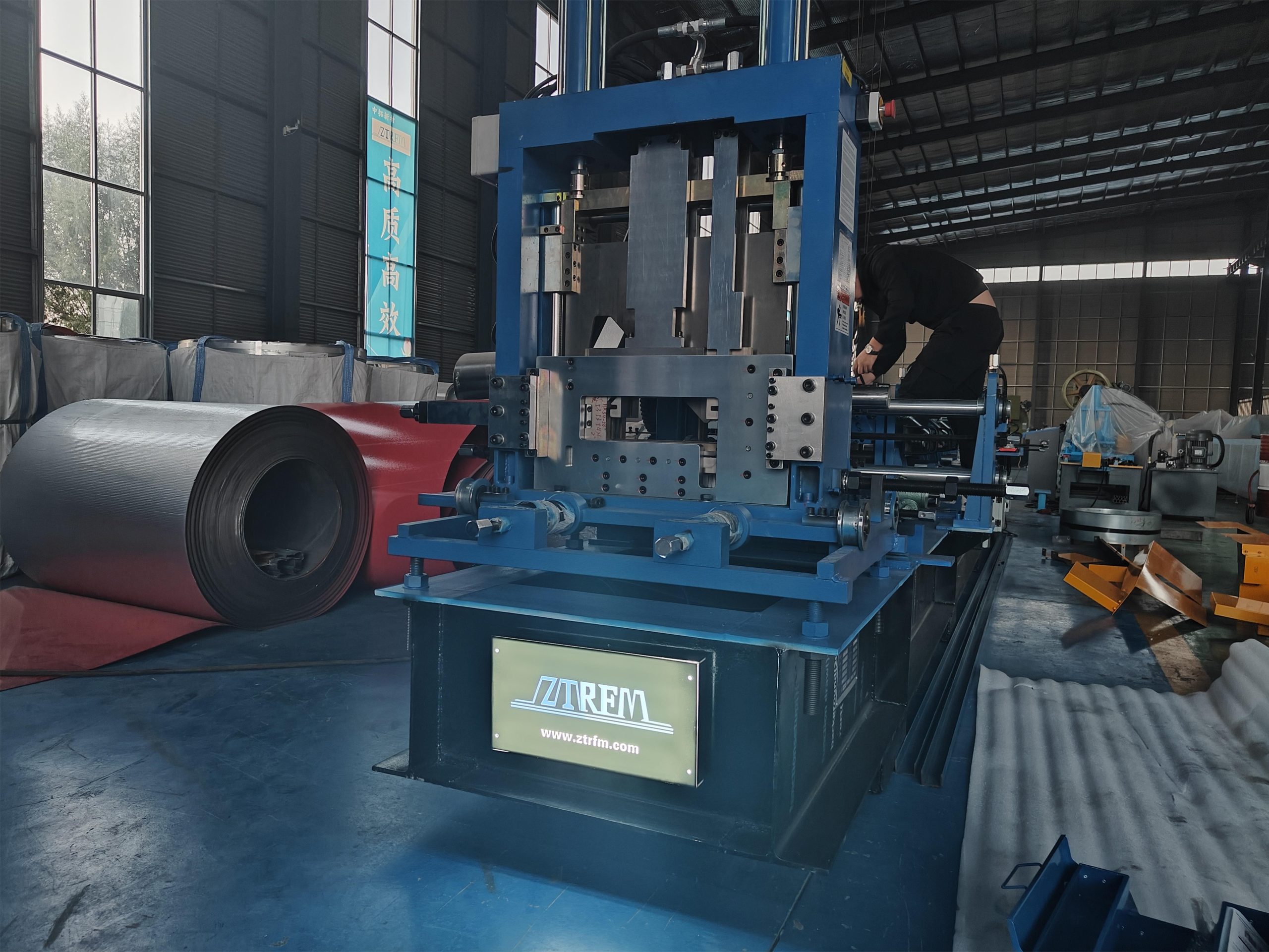 CZ Purlin Size Automatic Change Roll Forming Machine